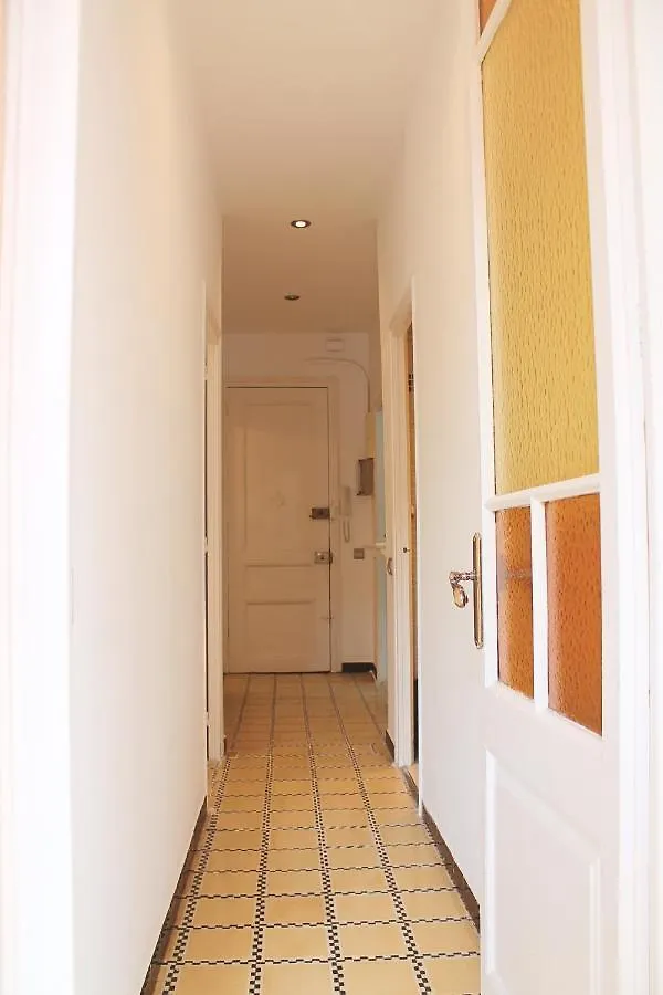 Barcelona Vacation Apartment 0*,